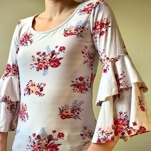 Hot Kiss Women’s Ruffle Sleeve Floral Top ERT3073